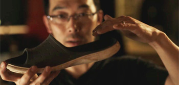 watch:-foley-artists-at-work-in-canada-in-'footsteps'-short-doc-film