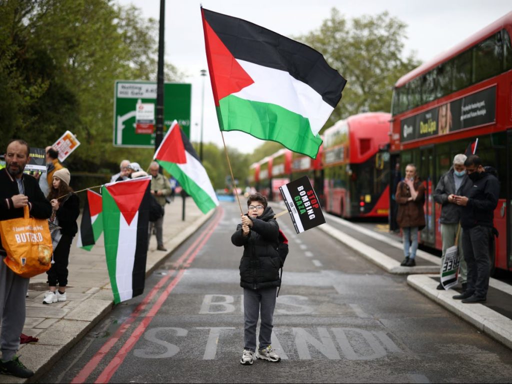 palestinians'-digital-rights-'violated'-by-censorship-on-facebook,-twitter,-and-instagram,-new-report-…
