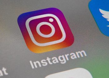 instagram-embed-feature-sparks-copyright-suit-from-users