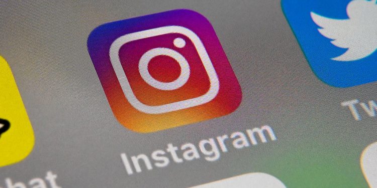 instagram-embed-feature-sparks-copyright-suit-from-users