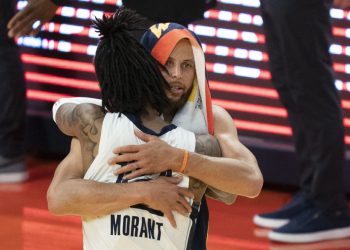 nba-twitter-ends-warriors-season-a-second-time-over-after-losing-play-in