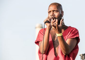 this-week's-livestreams-(metallica,-the-black-keys,-serpentwithfeet,-more)