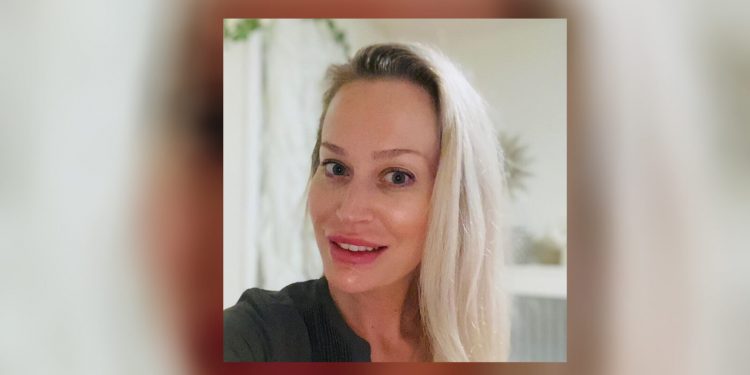 'harassment-on-twitter-is-inevitable':-gov.-desantis'-press-secretary-unlocks-account