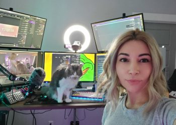 twitch-streamer-'alinity'-files-police-report-on-fans-showing-up-at-her-house,-says-it-is-…