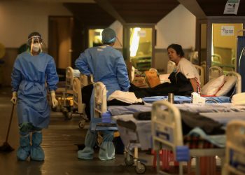 indians-turn-to-social-media-for-help-as-covid-crisis-overwhelmed-the-health-care-system