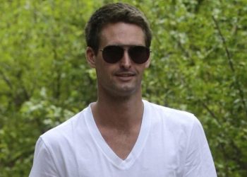 snapchat:-happy-to-pay-a-30-percent-commission-to-apple