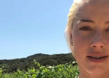 amber-heard-keeps-trolls-at-bay-as-she-'limits'-instagram-comments