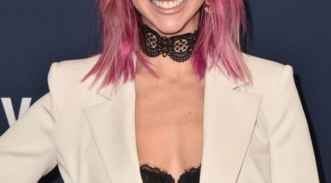 why-did-gabbie-hanna-call-out-bo-burnham?-singer-takes-to-twitter-to-discuss-youtube-beef!