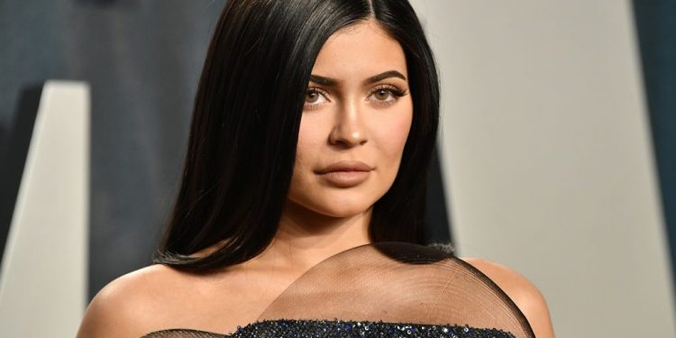 kylie-jenner-reveals-she-has-to-'detox'-from-instagram