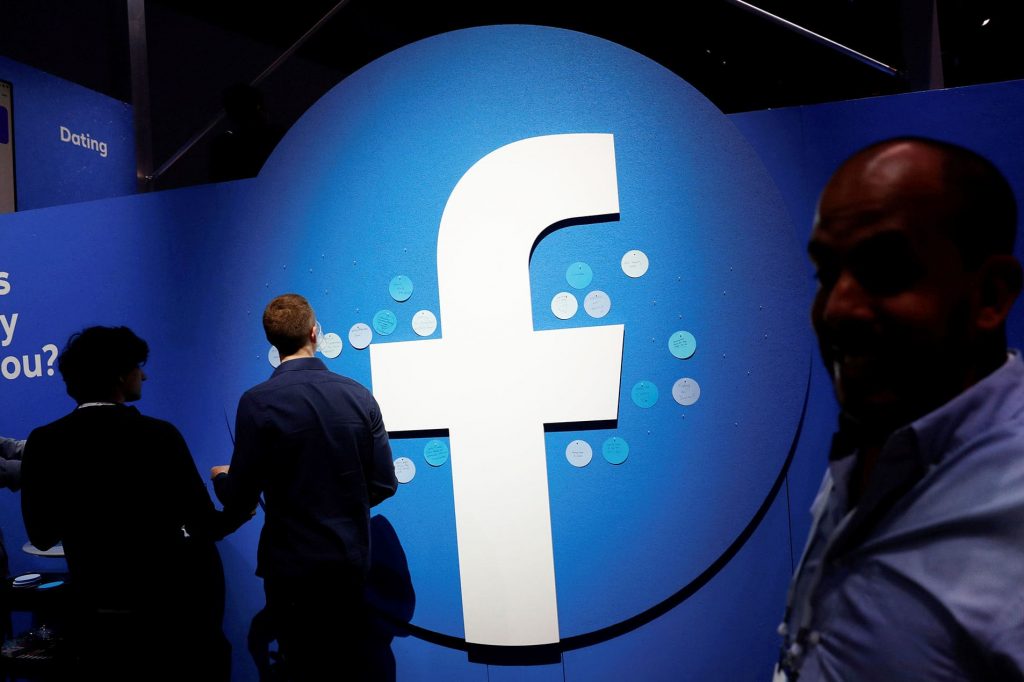 facebook-announces-new-tools-to-make-it-easier-for-businesses-and-consumers-to-communicate