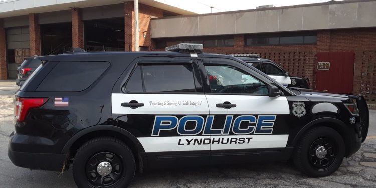 woman-gets-facebook-message-from-“friend”-needing-money,-loses-$1500:-lyndhurst-police-blotter