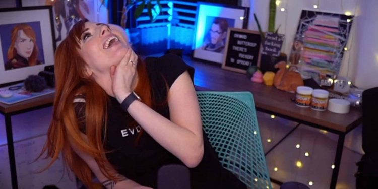 twitch-streamer-headbutted-by-her-dog-so-hard-she-has-to-end-stream-early