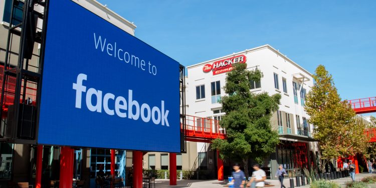 facebook-says-employees-at-all-levels-can-request-permanent,-full-time-remote-work