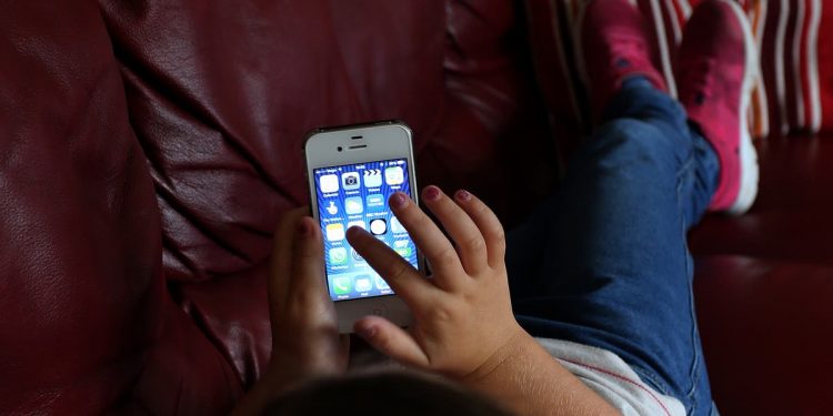 ministers-'must-up-their-ambition'-if-regulation-is-to-tackle-online-harm