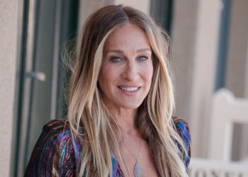 sarah-jessica-parker-shared-rare-pictures-of-her-twins-in-honor-of-their-last-day-of-6th-grade