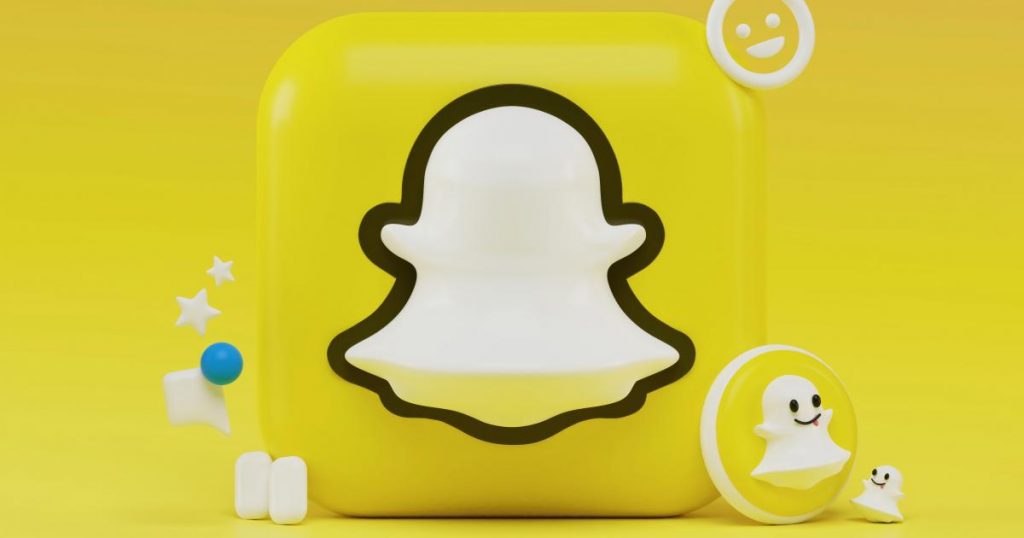 cathie-wood-offloads-$9.3m-in-snapchat,-buys-$32m-in-etsy