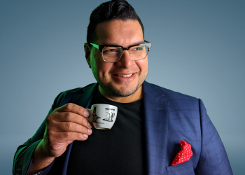 business-advisor,-oscar-chavez-launches-his-juicy-$3m-linkedin-playbook-to-awaken-sales-for-…