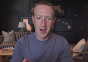 facebook-ceo-zuckerberg-shares-vr-vision:-'incredibly-powerful'