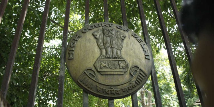 delhi-high-court-takes-suo-motu-cognizance-on-whatsapp-images-of-people-flouting-covid-19-norms