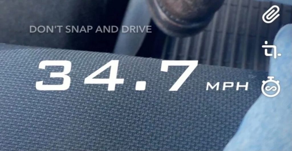 snapchat-removes-the-controversial-speed-filter-over-rash-driving-concerns