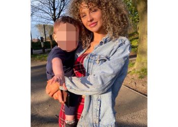mum-reveals-carjack-horror-as-thieves-'held-knife-to-throat'-in-snapchat-scam
