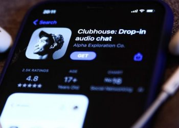 clubhouse-accidentally-leaks-backchannel,-seemingly-a-private-messaging-feature