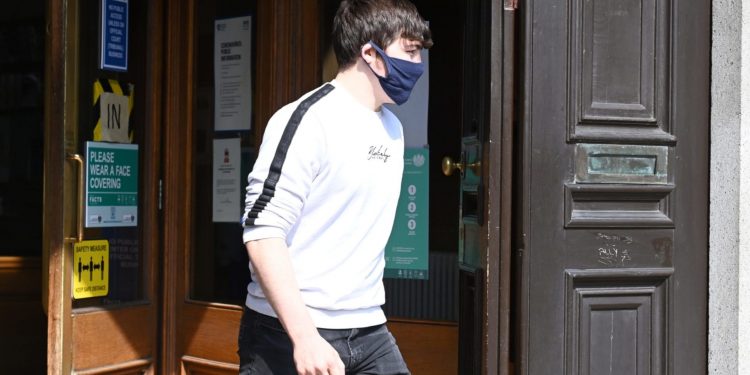 supermarket-worker-avoids-jail-over-sexual-video-sent-to-child-from-morrisons-toilet