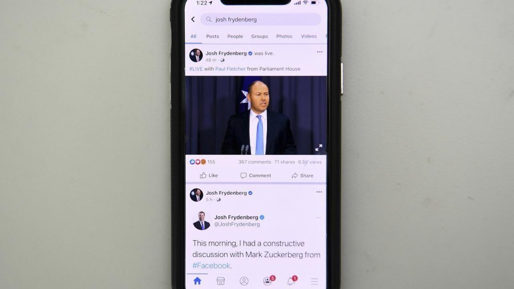 aussies-turn-away-from-facebook-for-news