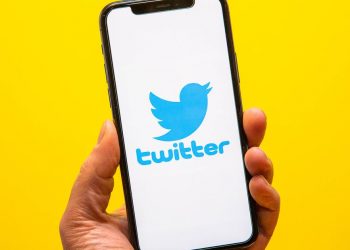 find-quoted-replies-and-retweets-on-twitter-with-this-simple-trick