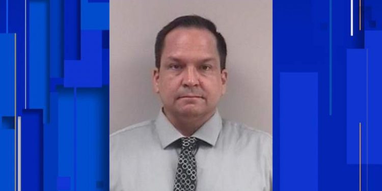 man-released-on-bond-in-livonia-case-caught-coercing-minors-for-pictures-on-snapchat,-police-say