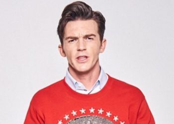drake-bell-goes-live-performing-on-instagram-after-pleading-guilty-to-allegations