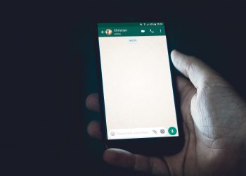how-to-restore-deleted-whatsapp-messages-without-backup