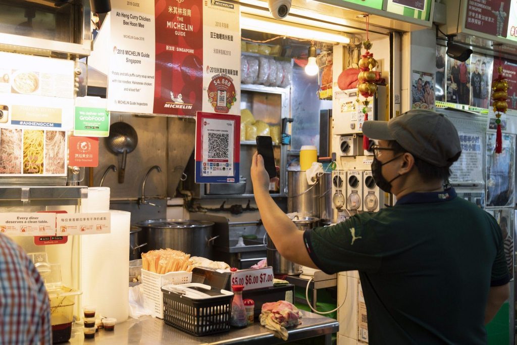 singapore's-aging-street-food-hawkers-get-help-from-instagram
