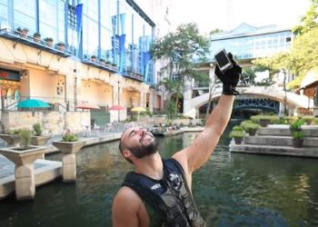 youtube-diver-finds-lost-treasures-in-san-antonio-river-near-the-shops-at-rivercenter