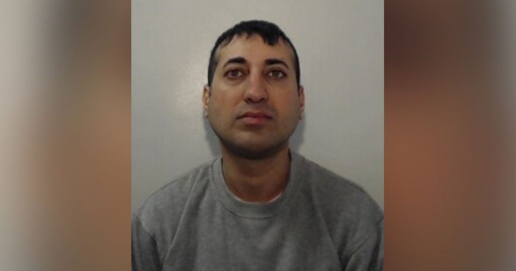 manipulative-paedophile-groomed-teenage-girls-and-met-two-in-hotel-rooms-for-sex