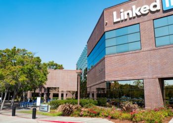 stop-bowing-to-beijing,-mps-tell-linkedin
