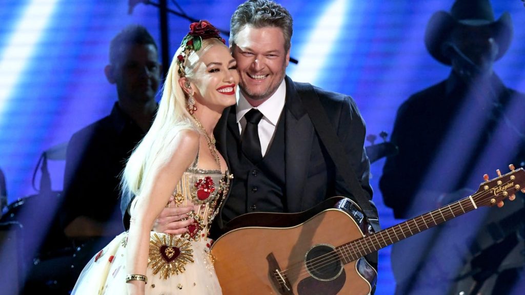 gwen-stefani-posts-wedding-photos-on-instagram,-reveals-she-married-blake-shelton