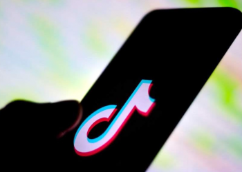 in-the-tiktok-vs.-youtube-battle,-short-form-wins-in-the-us-and-uk