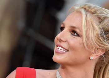 britney-spears'-nude-instagram-post-sparks-online-debate