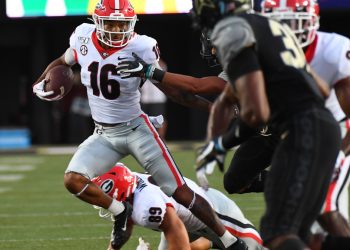 former-georgia-wr-announces-transfer-to-rival:-twitter-reacts