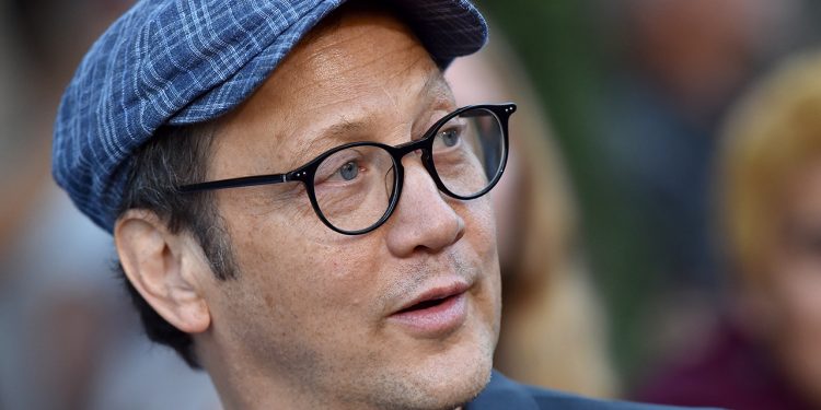 rob-schneider-goes-off-on-coronavirus-vaccine-in-twitter-tirade:-'just-say-no'