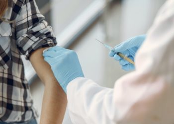 tiktok,-snapchat,-facebook:-nb-tries-to-increase-vaccine-rates-among-those-under-40