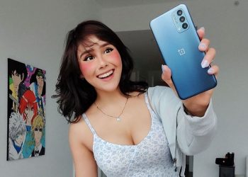 twitch-streamer-and-influencer-neekolul-trolled-on-twitter-for-promoting-an-android-phone-with-an-…