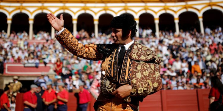 twitter-joins-other-platforms-that-censor-bullfighting-and-blocks-an-account-about-a-spanish-…