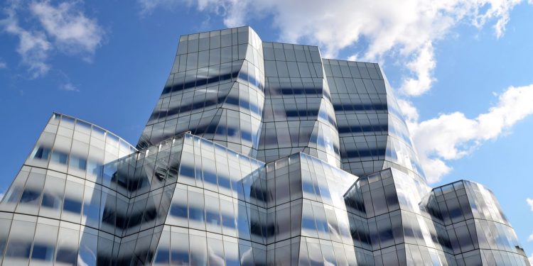 iac-stock-is-gaining.-analyst-sees-upside-and-more-spinoffs