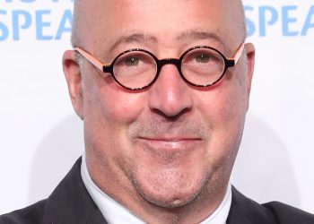 instagram-isn't-impressed-with-andrew-zimmern's-cavatelli