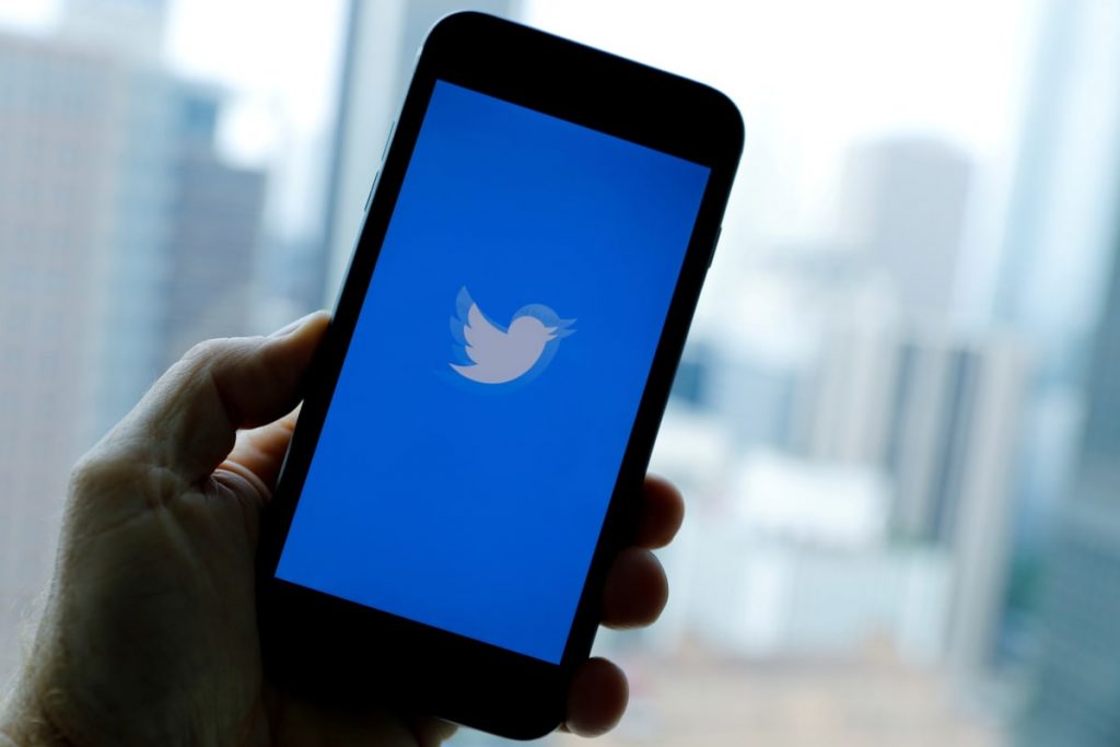 twitter-india-looking-for-grievance-officer-following-whatsapp,-facebook,-after-hiring-second-…