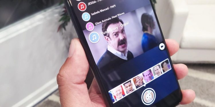 snapchat's-latest-augmented-reality-lens-turns-celebrities-into-lip-syncing-pop-stars