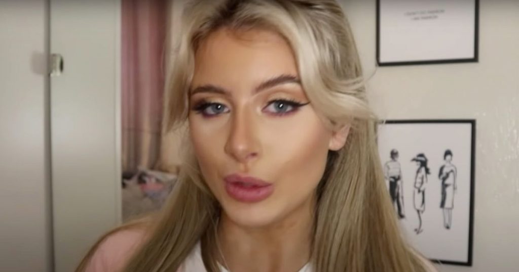 snapchat-model-snapped-with-wayne-rooney-had-boob-job-in-istanbul-after-botched-surgery