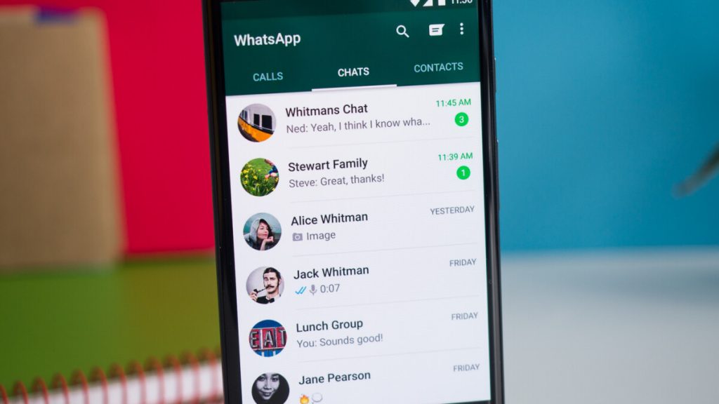 whatsapp-for-ios-gets-a-redesigned-calling-interface-with-a-new-update